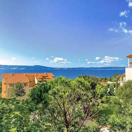Apartman Nice In With Sauna, 2 Bedrooms And Swimming Pool