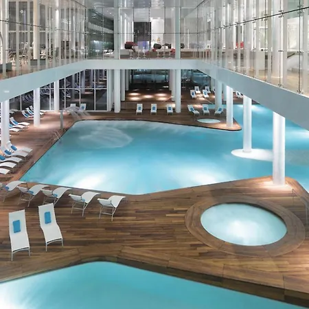Apartman Nice In With Sauna, 2 Bedrooms And Swimming Pool *